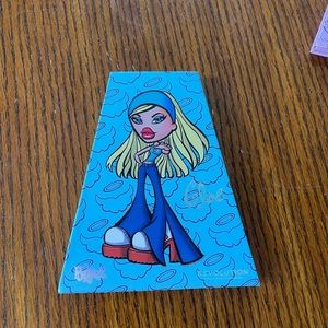 Bratz Cloe palette